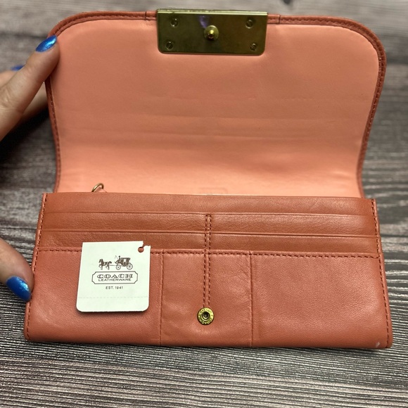 Vintage Coach Wallet, off pink NWT - Picture 3 of 6